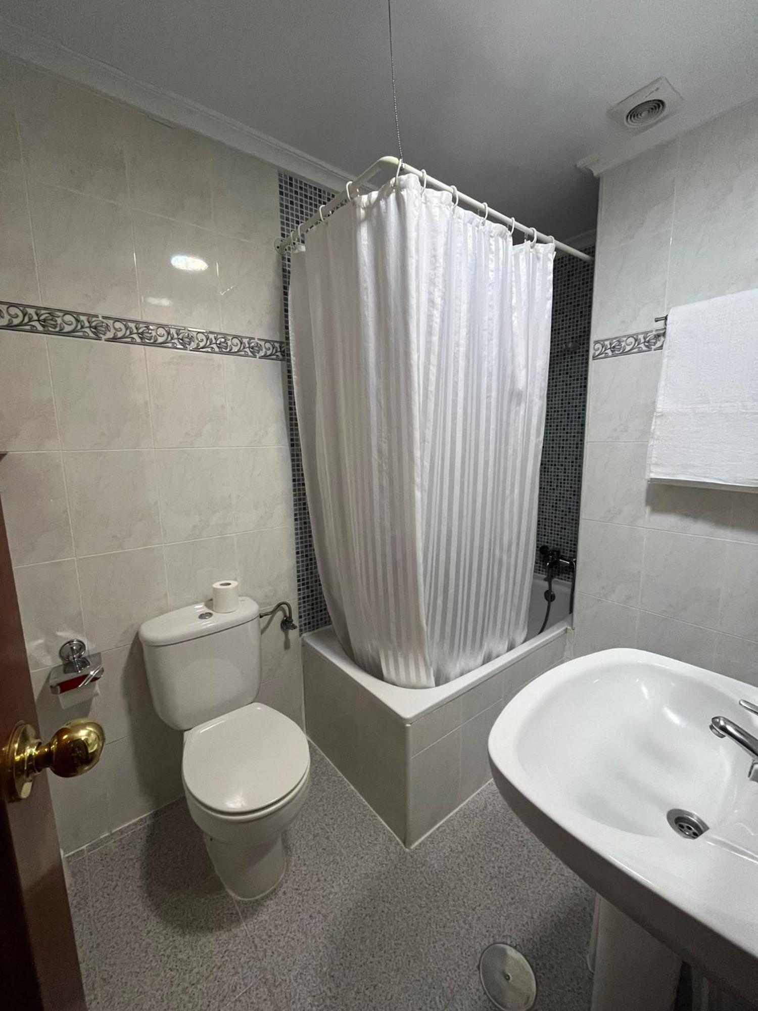 Hotel La Basilica Venta de Baños Dış mekan fotoğraf